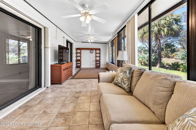 810 Parkside Place 810, Indian Harbour Beach, FL 32937