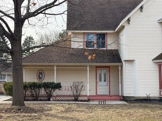 745 Regina Court 745, Woodstock, IL 60098