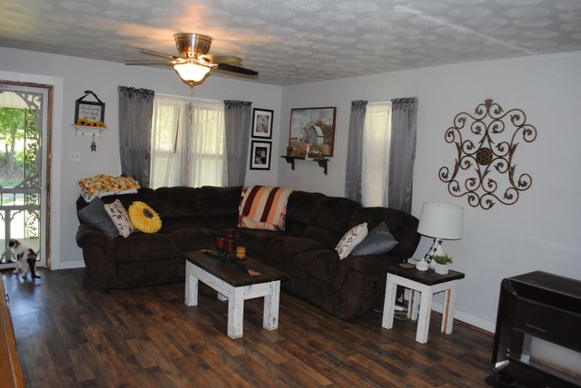255 KY Highway 501, Waynesburg, KY 40489