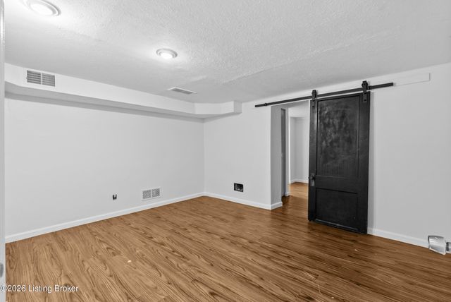 319 S Ewing Ave APT 3, Louisville, KY 40206