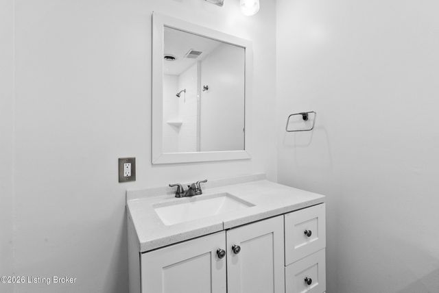 319 S Ewing Ave APT 3, Louisville, KY 40206