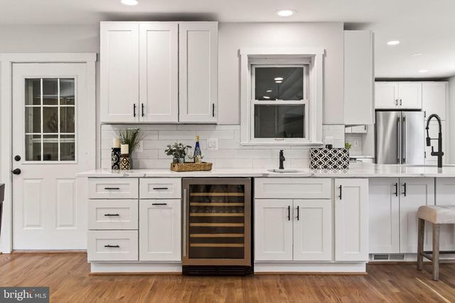 3611 SPRUCEDALE DR, Annandale, VA 22003