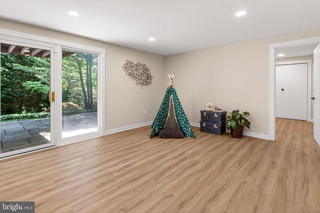 3611 SPRUCEDALE DR, Annandale, VA 22003