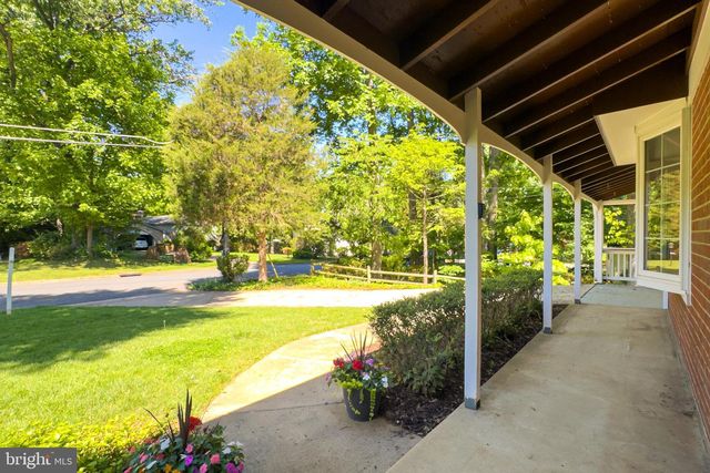 3611 SPRUCEDALE DR, Annandale, VA 22003