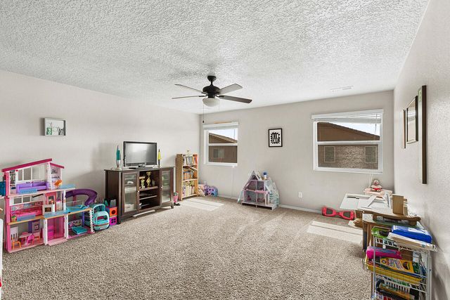 7068 Tombstone Road NW, Albuquerque, NM 87114