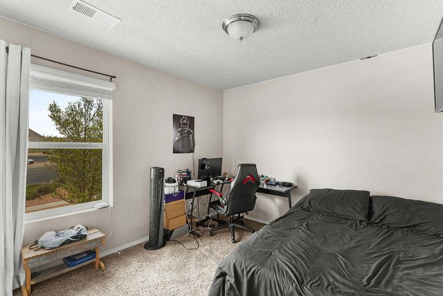 7068 Tombstone Road NW, Albuquerque, NM 87114