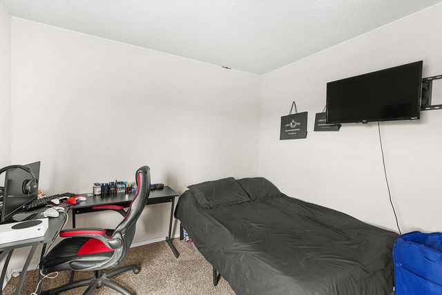 7068 Tombstone Road NW, Albuquerque, NM 87114