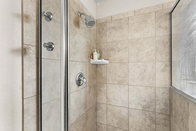 7068 Tombstone Road NW, Albuquerque, NM 87114