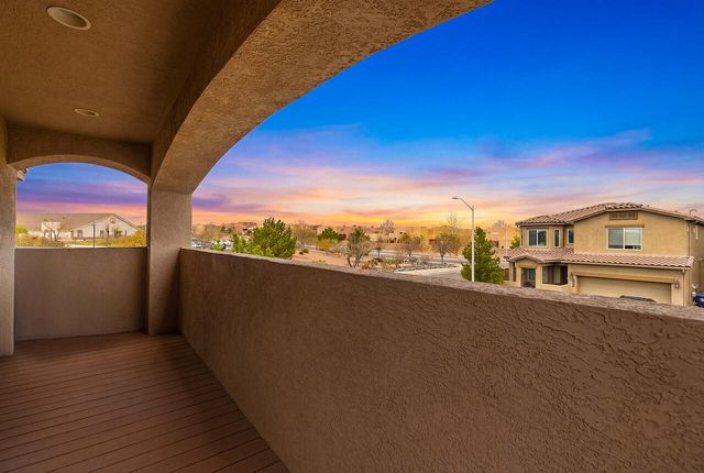 7068 Tombstone Road NW, Albuquerque, NM 87114