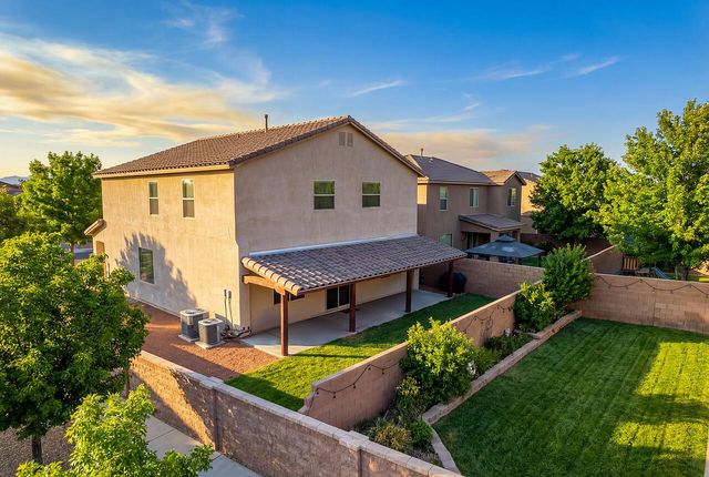 7068 Tombstone Road NW, Albuquerque, NM 87114