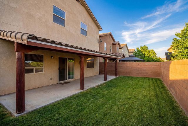 7068 Tombstone Road NW, Albuquerque, NM 87114