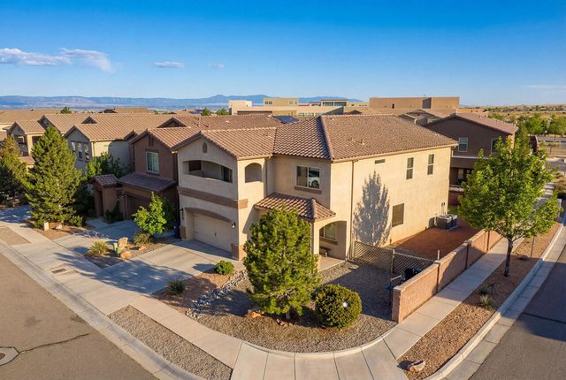 7068 Tombstone Road NW, Albuquerque, NM 87114