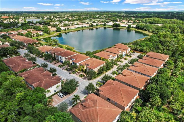 2134 Sabal Tree Court, West Palm Beach, FL 33411