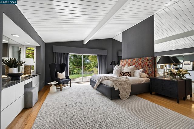 65 Bates Blvd, Orinda, CA 94563