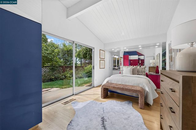 65 Bates Blvd, Orinda, CA 94563