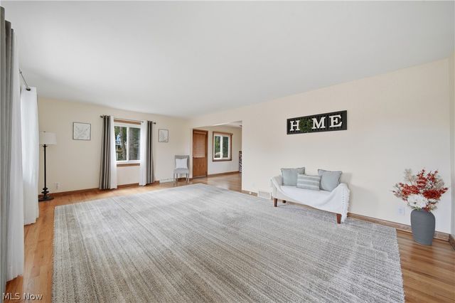 276 Stevenson Avenue, Akron, OH 44312