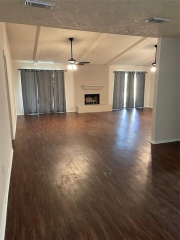 16915 Camberwell Green Lane, Houston, TX 77070