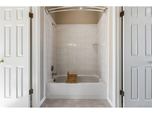 944 Ivanhoe St, Denver, CO 80220