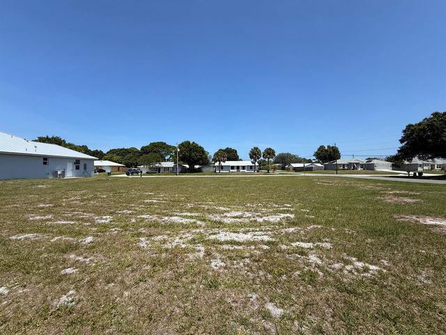 Tbd Seagrape Drive, Fort Pierce, FL 34982