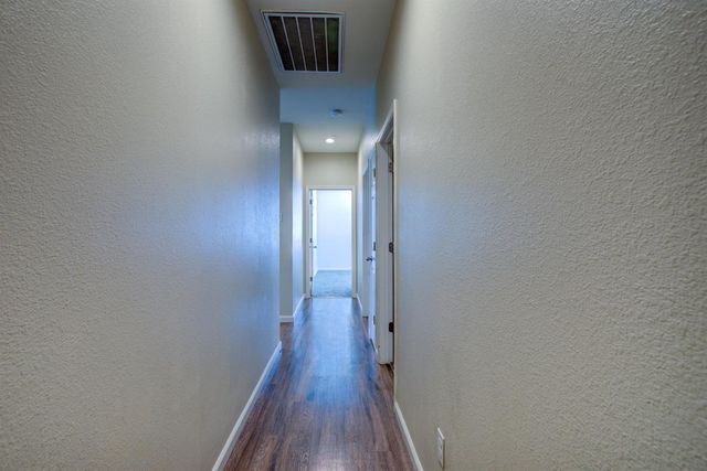 3226 Vermillion Dr, Stockton, CA 95206