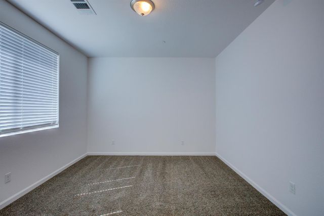 3226 Vermillion Dr, Stockton, CA 95206