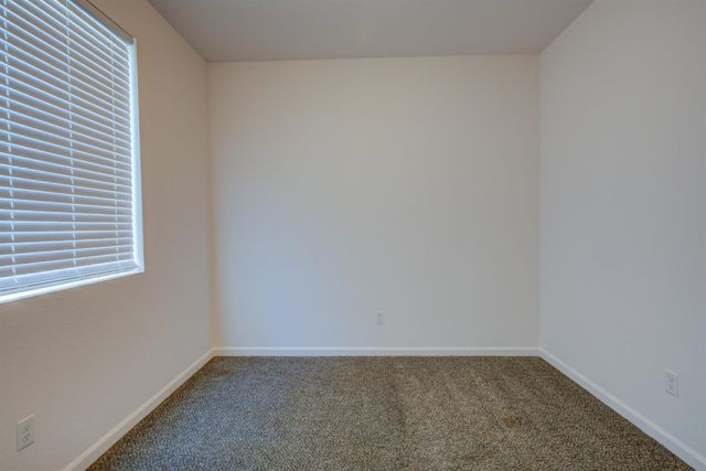 3226 Vermillion Dr, Stockton, CA 95206