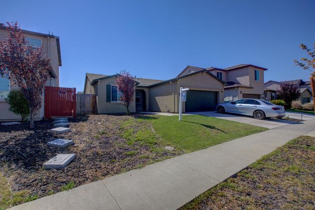 3226 Vermillion Dr, Stockton, CA 95206