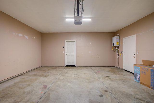 3226 Vermillion Dr, Stockton, CA 95206