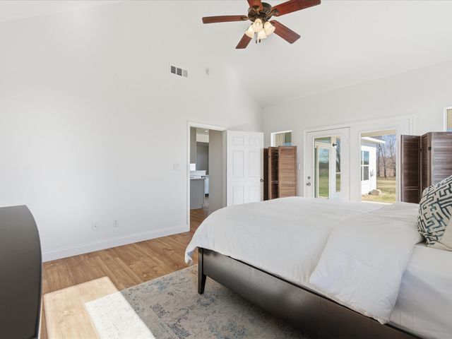 828 Old Tioga Road, Gunter, TX 75058