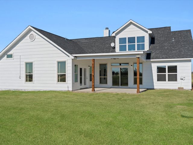 828 Old Tioga Road, Gunter, TX 75058