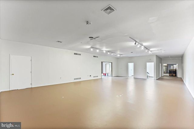 935 CHESTNUT ST, Gap, PA 17527