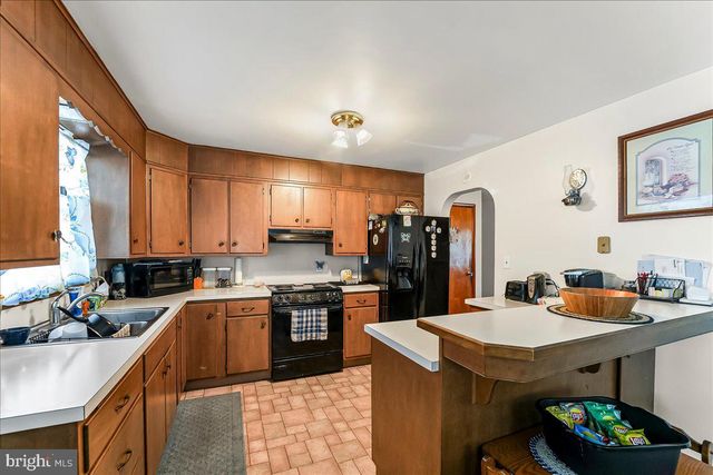 935 CHESTNUT ST, Gap, PA 17527