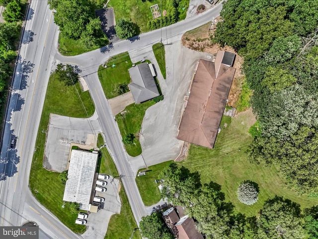 935 CHESTNUT ST, Gap, PA 17527