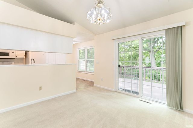 4342 Cross Creek Drive, South Bend, IN 46628