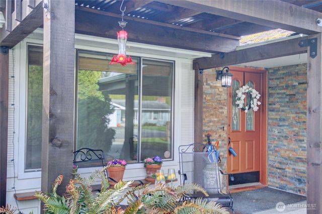 1610 Avon Avenue, Burlington, WA 98233