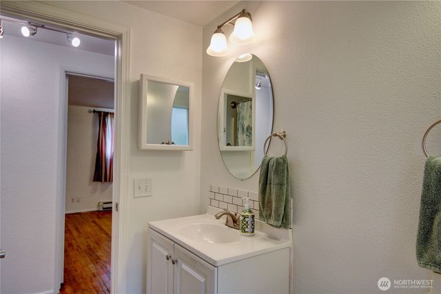 1610 Avon Avenue, Burlington, WA 98233