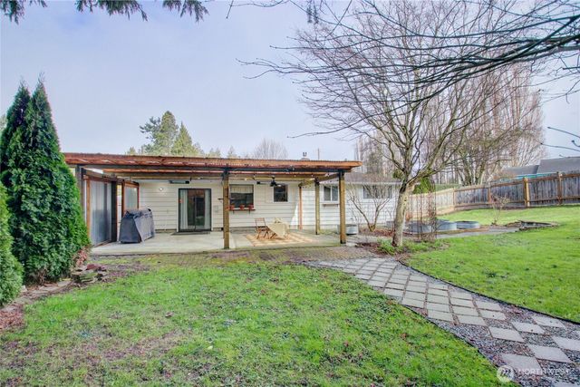 1610 Avon Avenue, Burlington, WA 98233