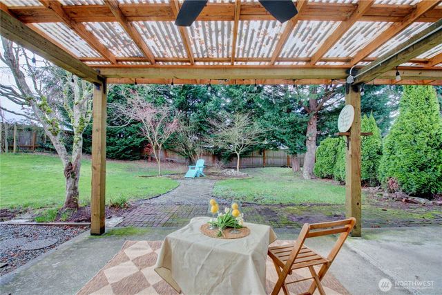 1610 Avon Avenue, Burlington, WA 98233