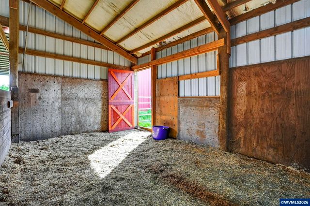 10093 Wiseacre Ln NE, Aurora, OR 97002