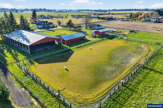 10093 Wiseacre Ln NE, Aurora, OR 97002