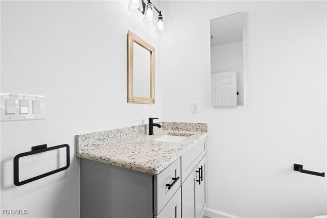 2507 53rd ST SW, Lehigh Acres, FL 33976