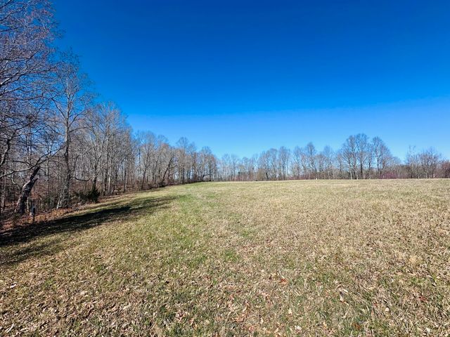 105 & 107 Cascade Circle, Russell Springs, KY 42642