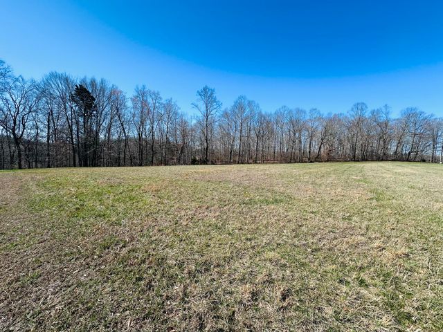 105 & 107 Cascade Circle, Russell Springs, KY 42642