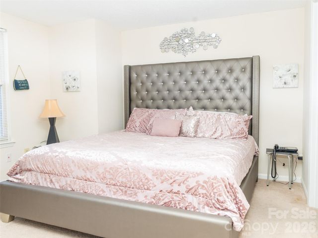 9718 Old Gate Drive, Matthews, NC 28105