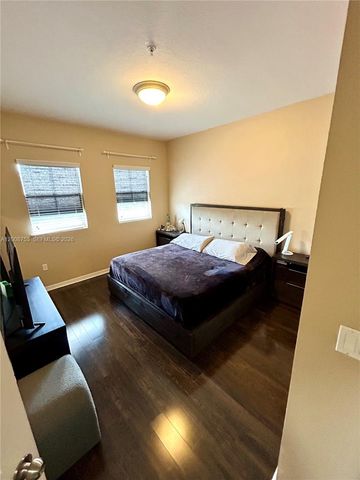 10870 NW 88th Ter 225, Doral, FL 33178