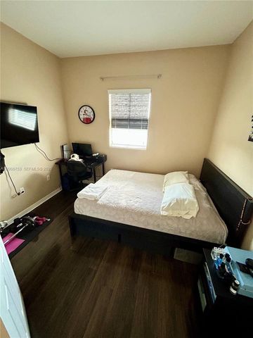 10870 NW 88th Ter 225, Doral, FL 33178