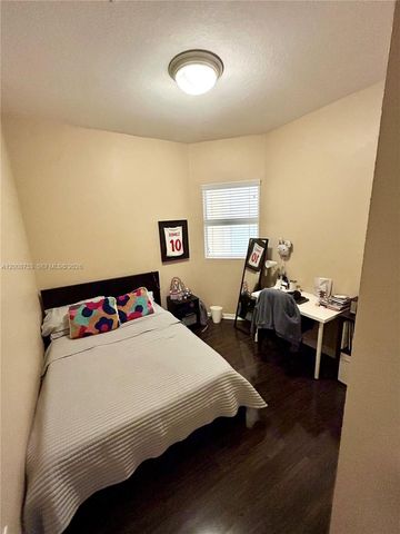 10870 NW 88th Ter 225, Doral, FL 33178