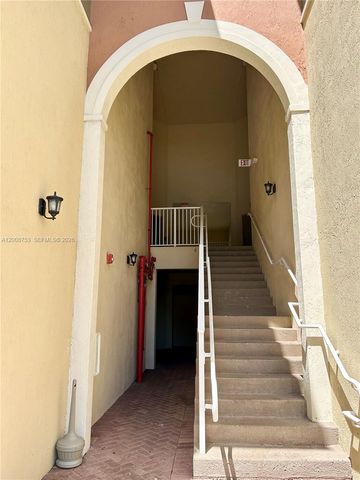 10870 NW 88th Ter 225, Doral, FL 33178