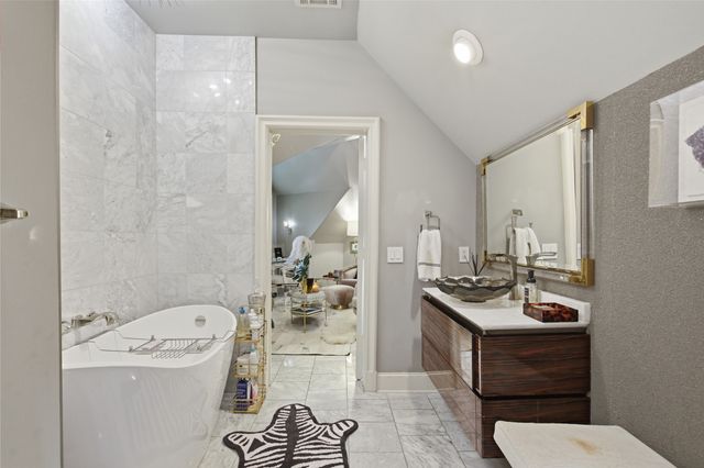 6230 Woodland Drive, Dallas, TX 75225