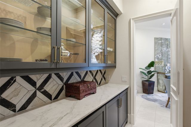 6230 Woodland Drive, Dallas, TX 75225